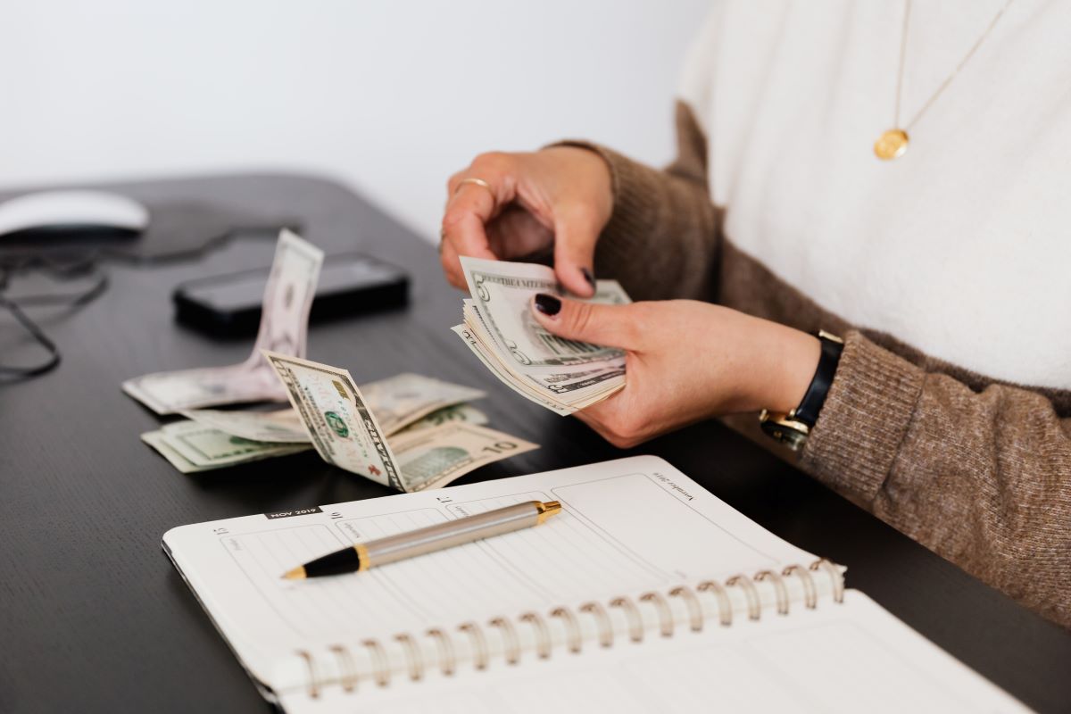 How to Utilize Your Home Sale Profits in a Roth IRA
